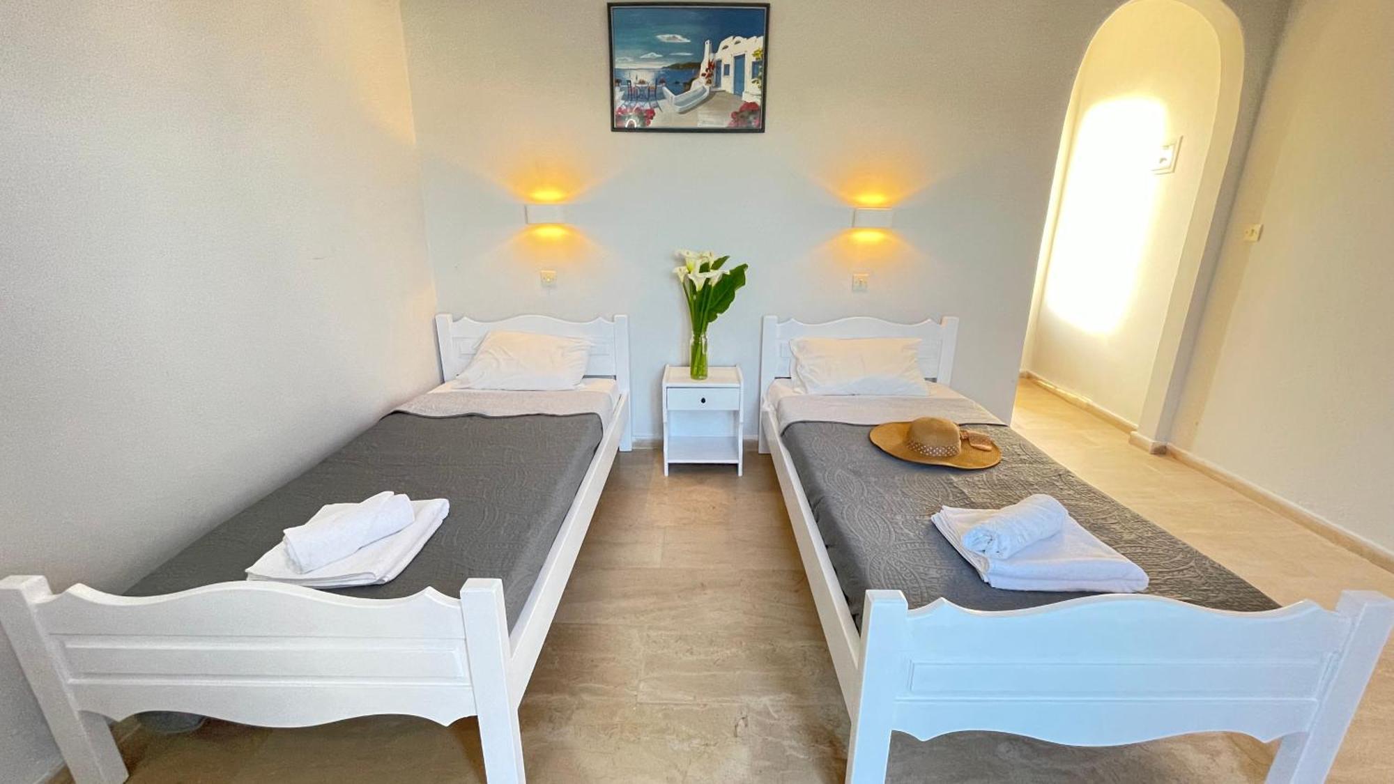 Aparthotel Kavos Aparthotel *